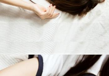 亲们，来到17吃瓜网站后，我的云端都被瓜皮覆盖了！