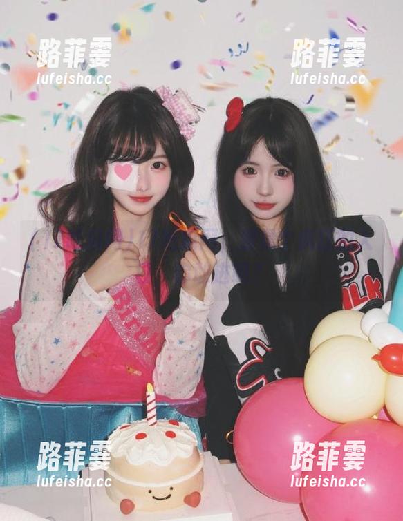 17吃瓜网 17吃瓜网,那是个疯狂的入口,你敢进吗?