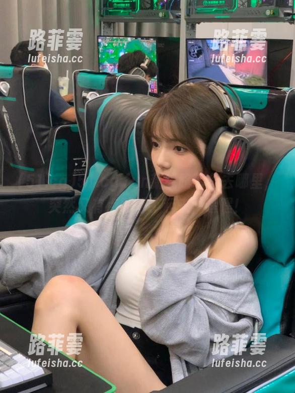 51.cg 51.cg.fun新线路带你去哪里,突然又有点期待了起来,嘿嘿!