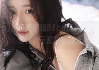 网页里惊现51cg黑料，翻页后感觉整个三观都被刷新
