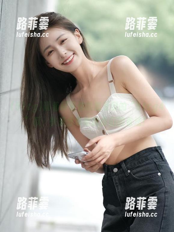 51cg 隔着屏幕都能感受到的“51cg4”瓜,快来分享给我你们的看法!