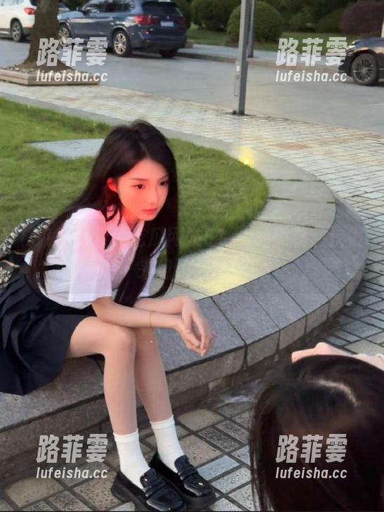 51cg 顶尖吃瓜网站51cg的黑料,快戳来组织私聊!