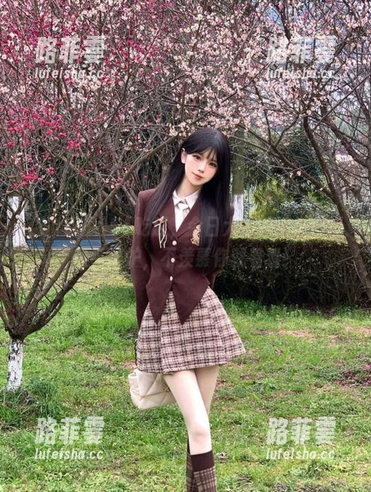 51吃瓜 51吃瓜,今日大瓜的地址已经热乎出炉,不羡慕你就看看!