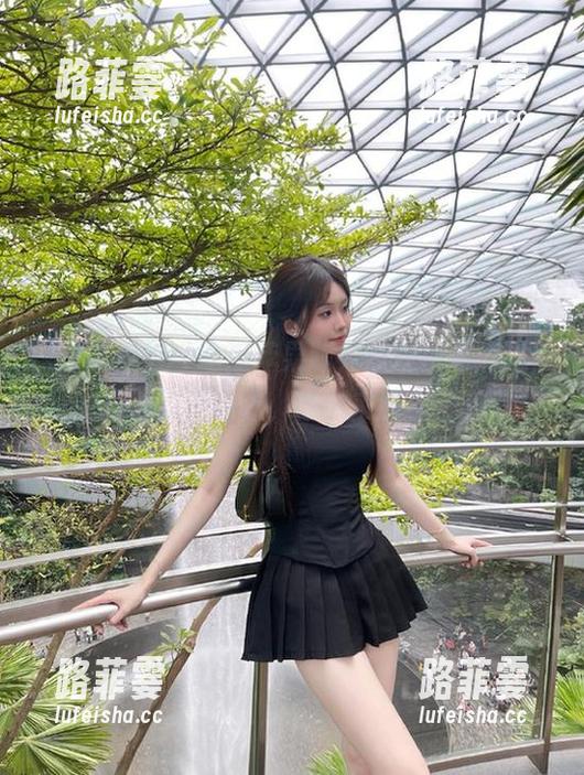 51吃瓜 51吃瓜苹果版,惊现视频清流,我的脑子都是瓜味,你也来感受一下吧。
