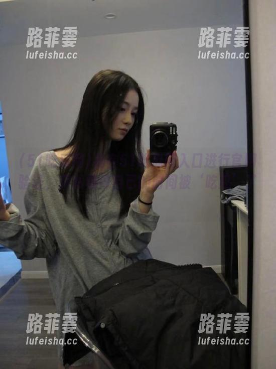 51吃瓜网 我在51吃瓜网入口进行官网验证,突然觉得自己的时间被‘吃瓜’了!