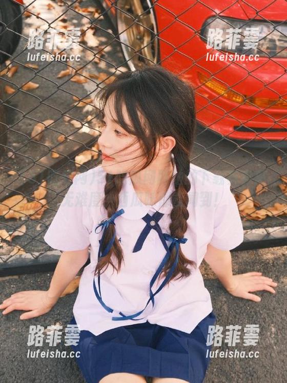 51吃瓜网 51吃瓜网网站的下载其实毫无难度,西瓜味都能闻到!