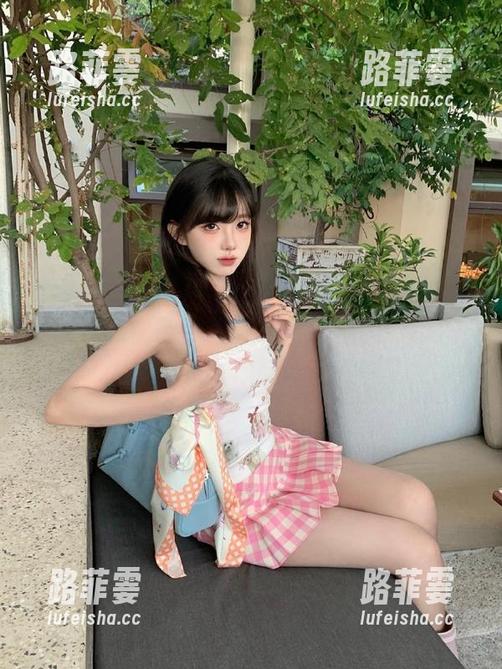 51每日吃瓜 听说“51每日吃瓜”的视频今天又上了个新档次,快来,给你送上新鲜大瓜有点WOW!