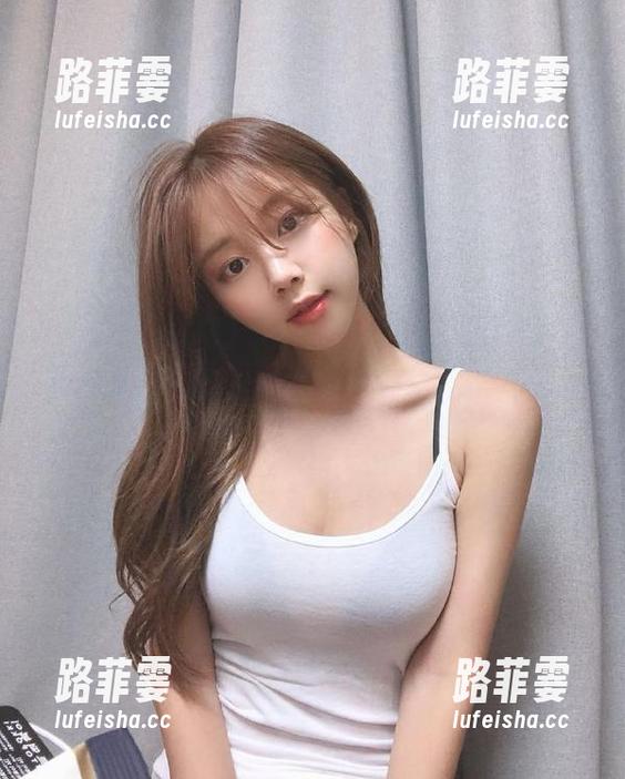 51网红爆料 “51网红爆料”网站,吃瓜小将再添新战场,准备好被剧情反转吗?