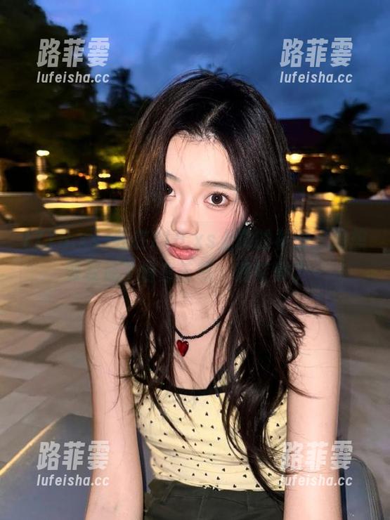 718.xs 我在718.xs上刷的视频,没想到变成了情感苦旅,彻底懵了~