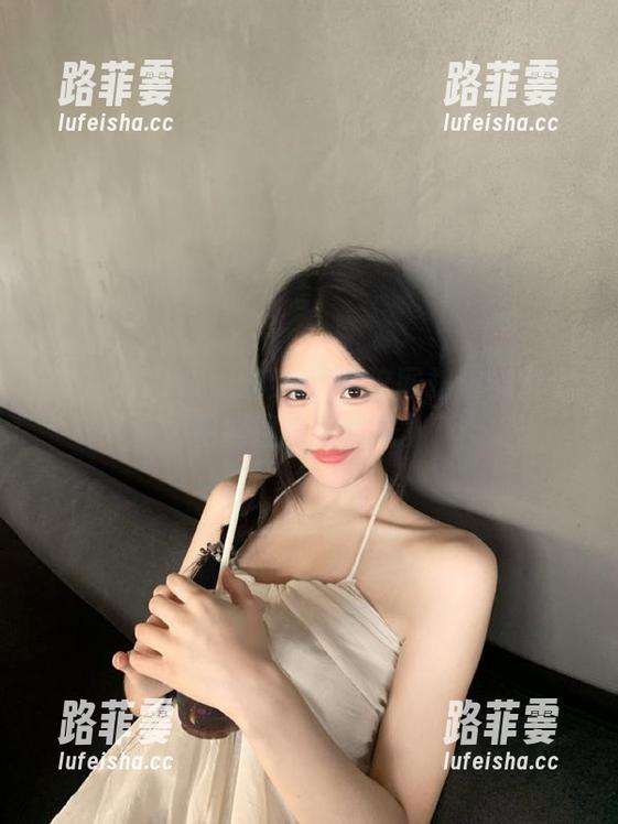 718 718.sx换哪了?这网站仿佛是个招摇撞骗的戏法。