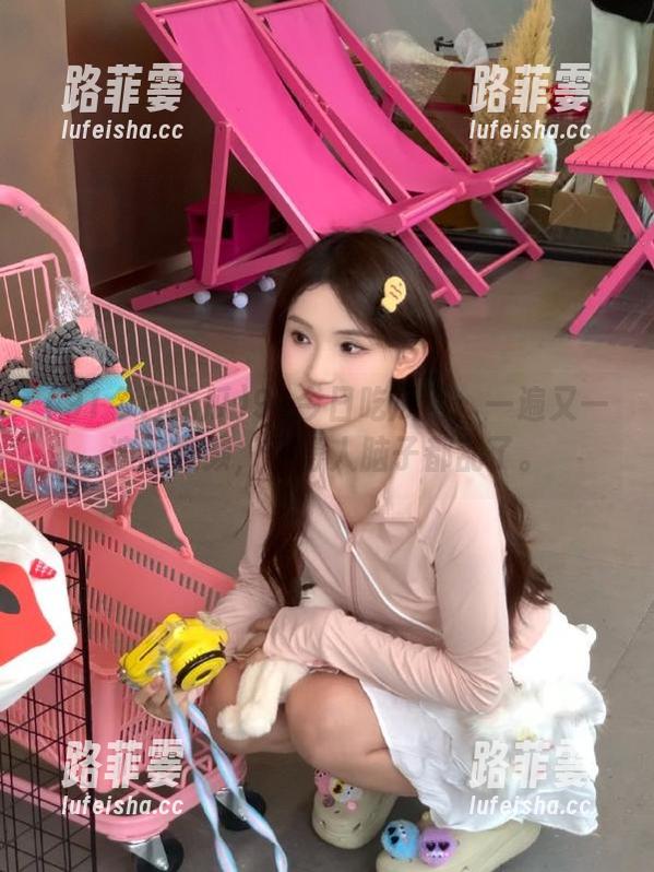 91今日吃瓜 91今日吃瓜网:一遍又一遍的视频,看得人脑子都乱了。