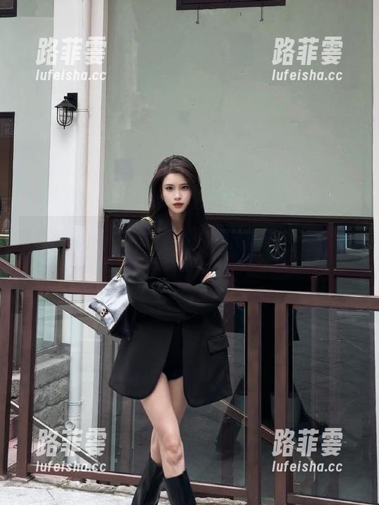这！就是zztt10.ccm黑料直达，瞬间带你进入黑暗深渊！
