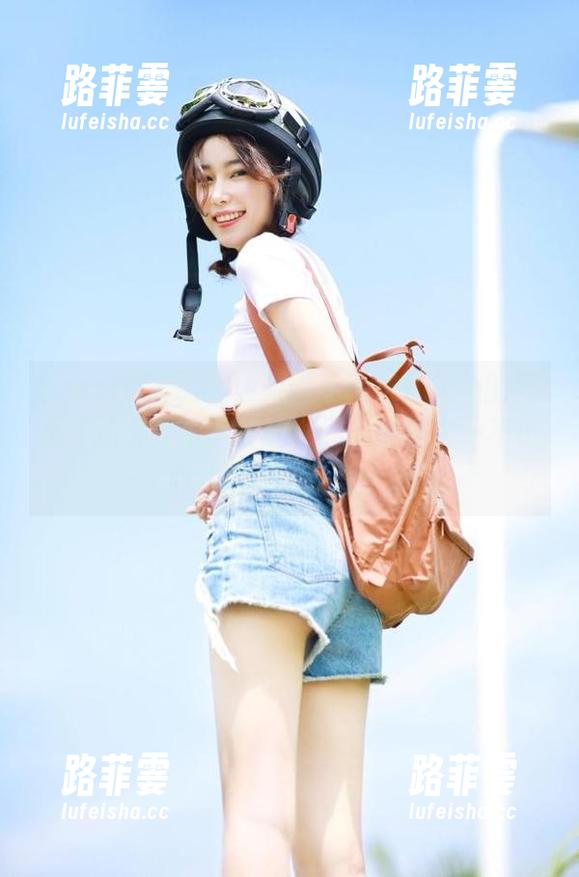 zzzttt.com www.zzzttt.com的网页,仿佛是个八卦的世界,点进去一不小心就沉淀了一整天。