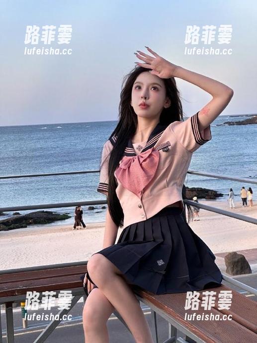不打烊 heiliao不打烊发布:黑夜里那些小小的恍惚,悉数向你倾诉。