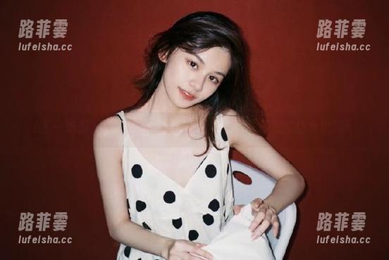 五一吃瓜 五一吃瓜免费版:苹果手机都得免费吃水果吗?