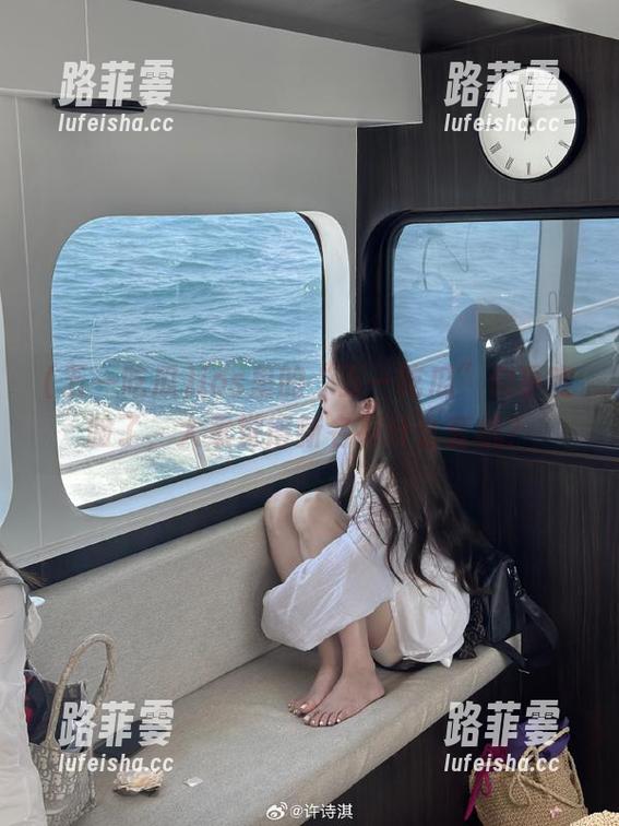 五一吃瓜 ios里的“五一吃瓜”似乎变脸了,大家觉得新名有什么玄机?