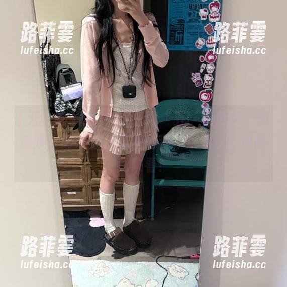 五一吃瓜网 每次下载“五一吃瓜网”的视频,明明关注的是内容,结果水印又喊我来看!