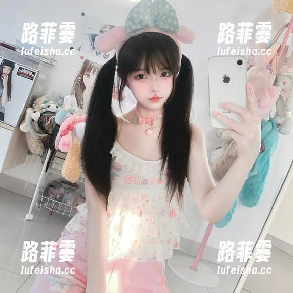 今日吃瓜 今日吃瓜的导航上线,快来领取你那颗免费的“大瓜”吧,顺手可以买上点零食!