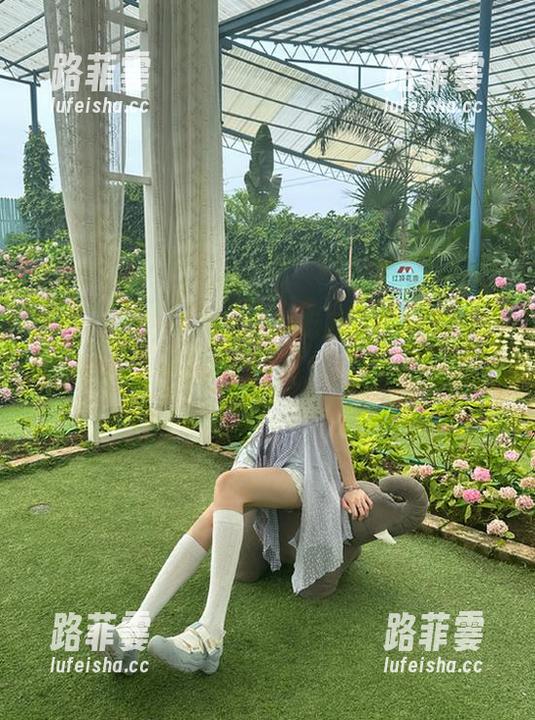 吃瓜51 我坐在这观看吃瓜51的爆料,心情就像看了一场播报——兴起又一样被吸引。