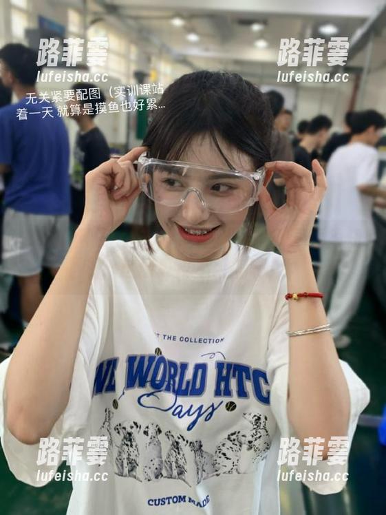 吃瓜网 吃瓜网苹果版:注意!下载须知,这层瓜皮不可撕啊!