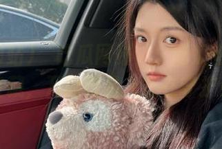 ‘吃瓜网站’：吃瓜者的永久宝藏，万能喵星人正在守护！