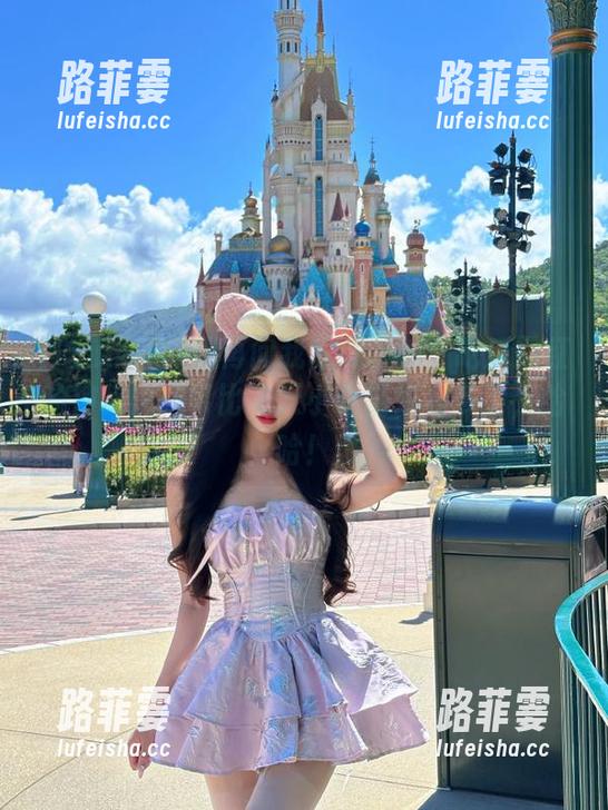 吃瓜网红 别再问我收藏干嘛!吃瓜网红的神秘黑料可比飞天小女警好看多了,哈哈!