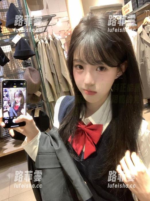 好莱坞黑料正能量 在好莱坞黑料正能量的地址里,偶遇了隐藏的星光与阴暗的角落