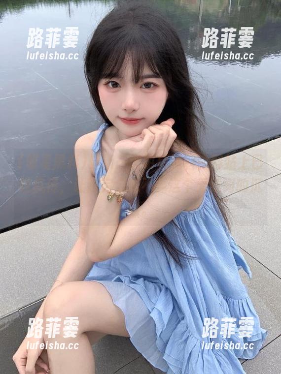 明星黑料 最新一波明星黑料,网站上已经疯传,让我完全戒不掉这个无意间的沉迷。