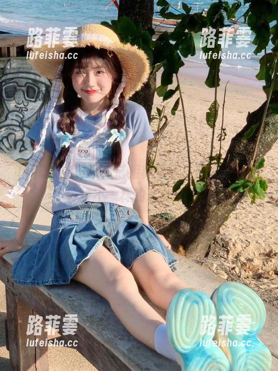 网曝吃瓜 不点链接真是亏,网曝吃瓜带你体验不一样的八卦风向标!