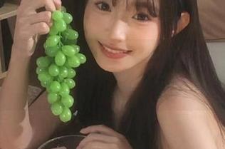 不小心点开“网曝吃瓜”入口，心里默念：今天绝不让我失望吧？！！