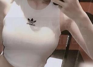 “网曝吃瓜”在线更新，各种瓜皮故事看得我直翻白眼。
