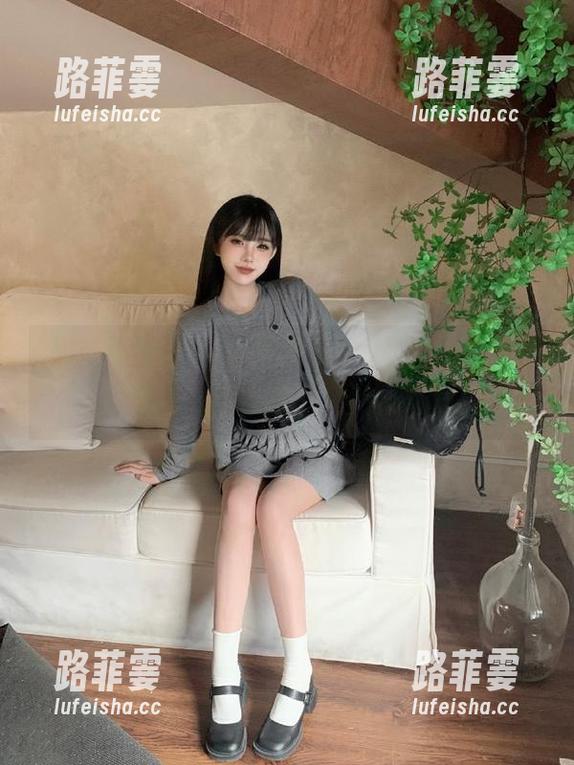 黑料不打烊 2025年7月,直达黑料不打烊tttzzz,期待各种瓜的机场放送!