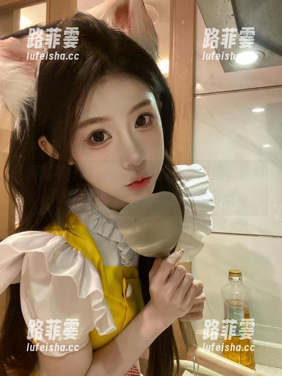 黑料不打烊 摇摇欲坠的免费瓜田,黑料不打烊,可别一不小心摔出去哦