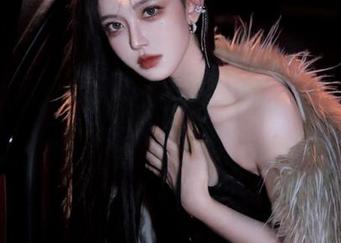 直接经过黑料不打烊的传送门，今晚我们就来唠瓜！