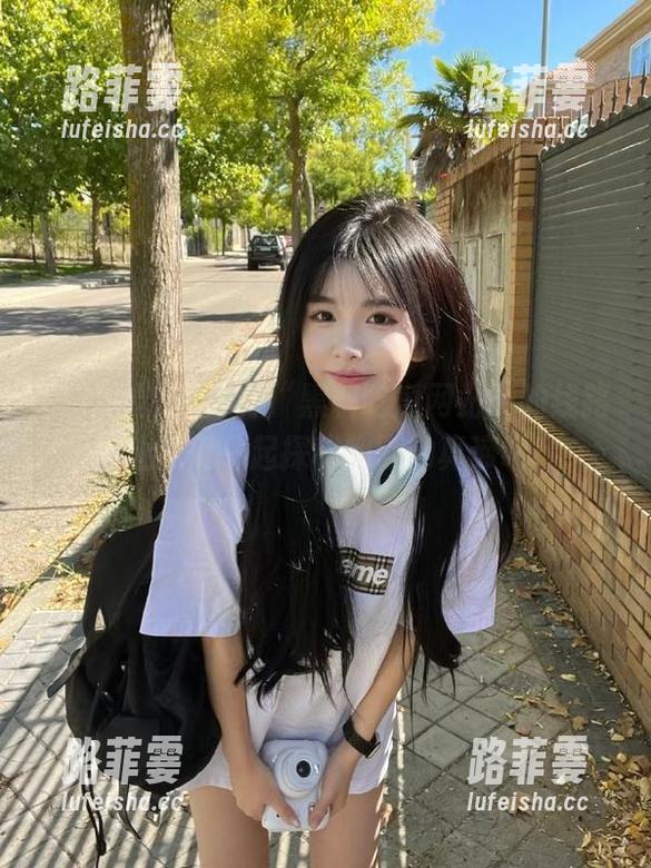 黑料吃瓜网站 “黑料吃瓜网站”的线路,让我们一起探秘幽默的真谛吧!