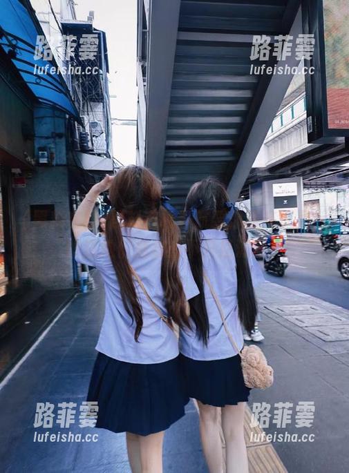 黑料在线 黑料在线导航要你凑齐瓜果,难道她们播放的不只是流言?