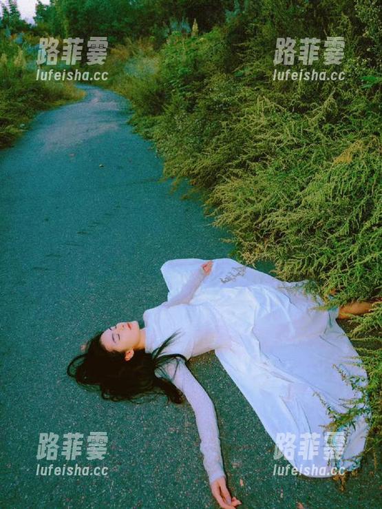 突然在网页上遇见黑料正能量fuli8.sk，舒服地浮游在八卦和假象之间。
