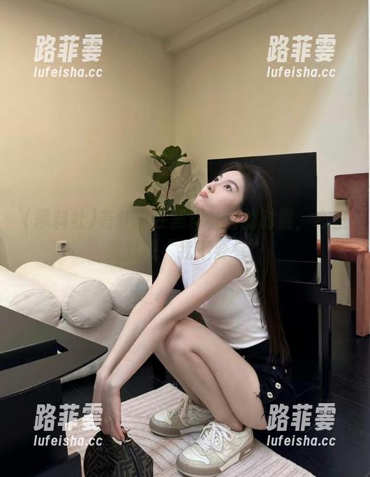 黑料社 有些瓜在黑料社看的时候,心里默默想“我不要卷”