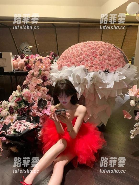 黑料社不打烊 黑料社不打烊的ios下载了没?不要错过昨天的八卦!