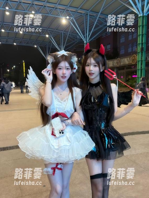 黑料网 分享一下最近在黑料网看到的热门事件,脑袋转不过来来…