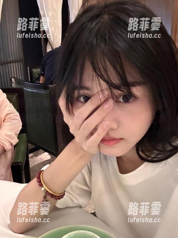 黑料网络不打烊 每日一瓜,“直达”黑料网络不打烊,吃得停不下来,有点上瘾了!