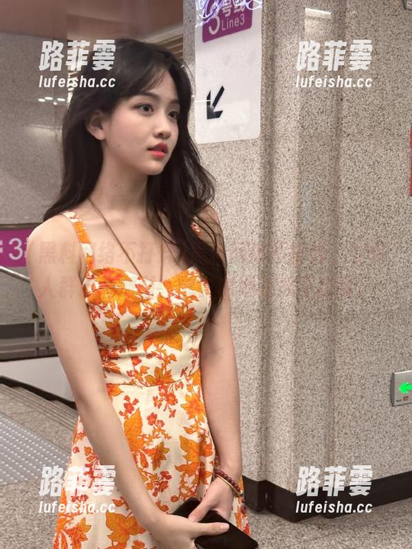 黑料网络不打烊 黑料网络不打烊,安卓人群自嗨派对,随时随地吃瓜不打烊!