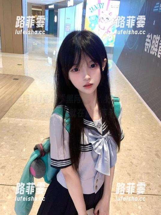 黑网料 登录“黑网料”,好像有一场“见面会”就在那边等着你